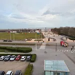 Sea Gallery Апартаменти *